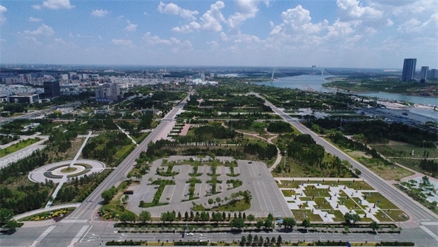 標題：鄂爾多斯站立的文字文化主題公園
瀏覽次數：2474
發(fā)表時間：2020-10-16